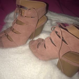 Charlotte pink high heels